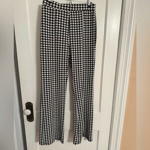 Houndstooth flare pants! Size large